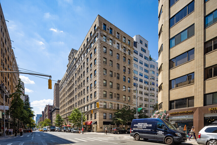 1100 Madison Ave, New York, NY à louer - Photo principale - Image 1 de 7