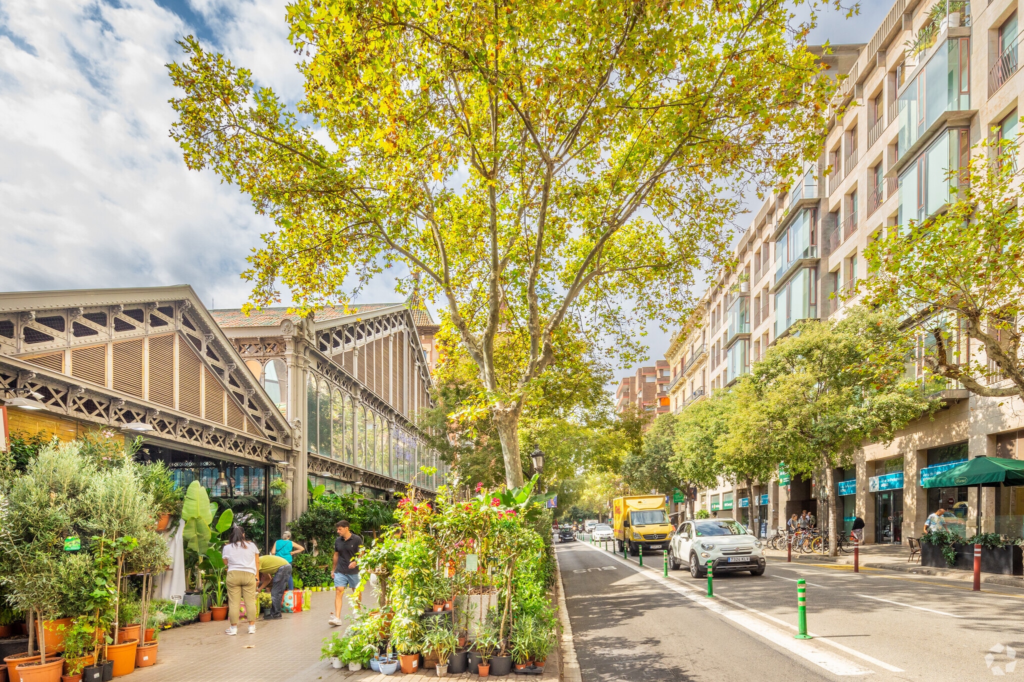 Carrer de València, 307, Barcelone, Barcelona à louer Photo du bâtiment- Image 1 de 2