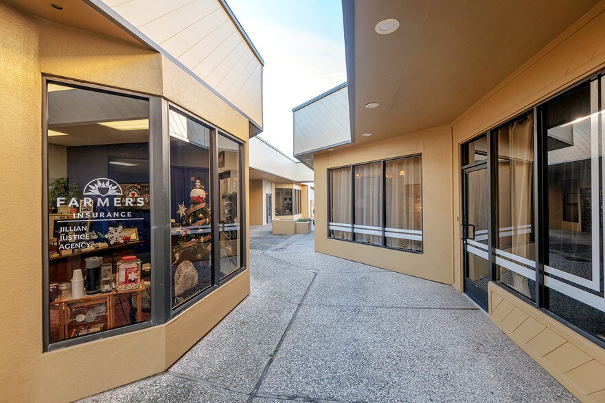 229 Clark Ave, Yuba City, CA à louer - Photo du bâtiment - Image 3 de 10