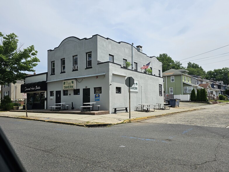 131 Queen Anne Rd, Bogota, NJ à vendre - Photo du b timent - Image 2 de 3