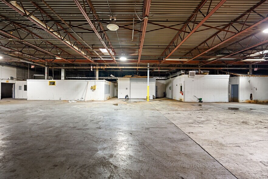 700 W Michigan Blvd, Michigan City, IN à vendre - Photo du bâtiment - Image 3 de 21