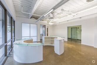 925 B St, San Diego, CA for sale Interior Photo- Image 2 of 7