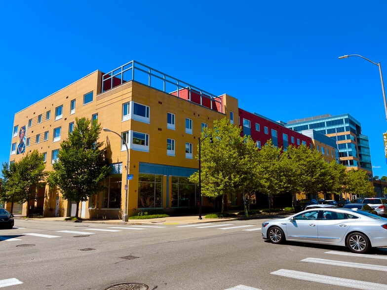 5830 Penn Ave, Pittsburgh, PA à louer - Photo du bâtiment - Image 2 de 8