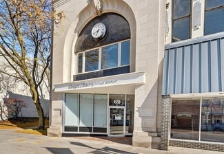 Plus de détails pour 69 S Main St, Fond Du Lac, WI - Commerce de détail à vendre