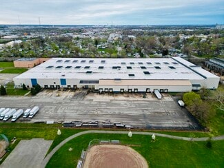 Plus de détails pour 815 E Kenwood Ave, Decatur, IL - Industriel à louer