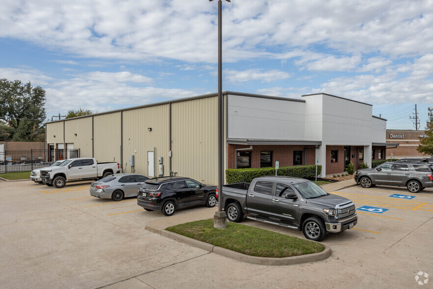 11841 S Sam Houston Pky W, Houston, TX for sale - Primary Photo - Image 1 of 1