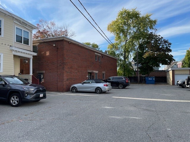 359 Main St, Haverhill, MA for lease - Building Photo - Image 2 of 11