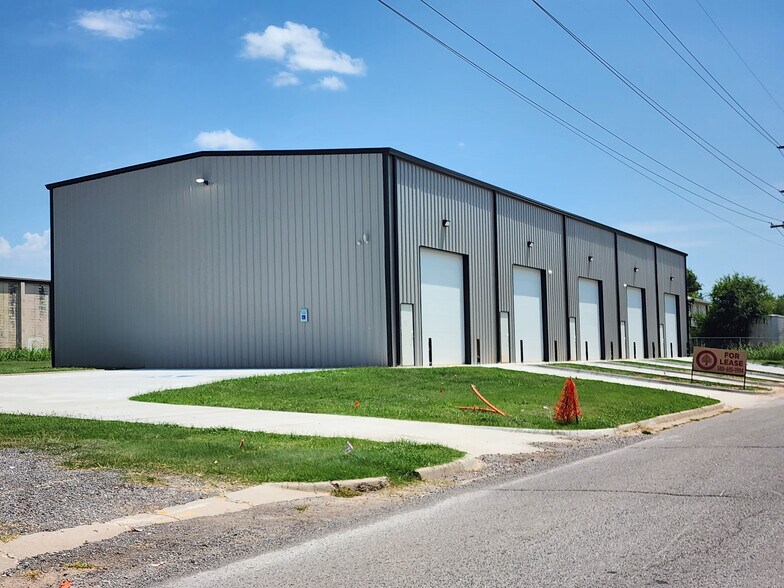 1507 SW G Ave, Lawton, OK à louer - Photo du bâtiment - Image 2 de 5