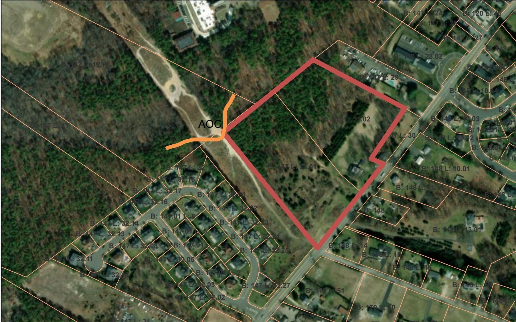 126 Tennent Rd, Morganville, NJ for lease Primary Photo- Image 1 of 4