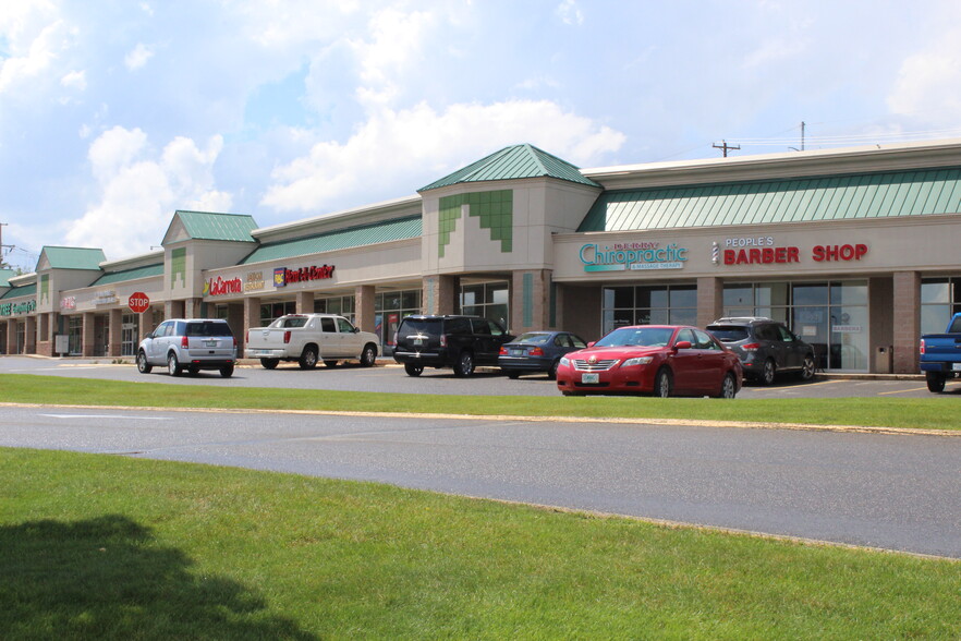 35 Manchester Rd, Derry, NH for lease - Building Photo - Image 2 of 6