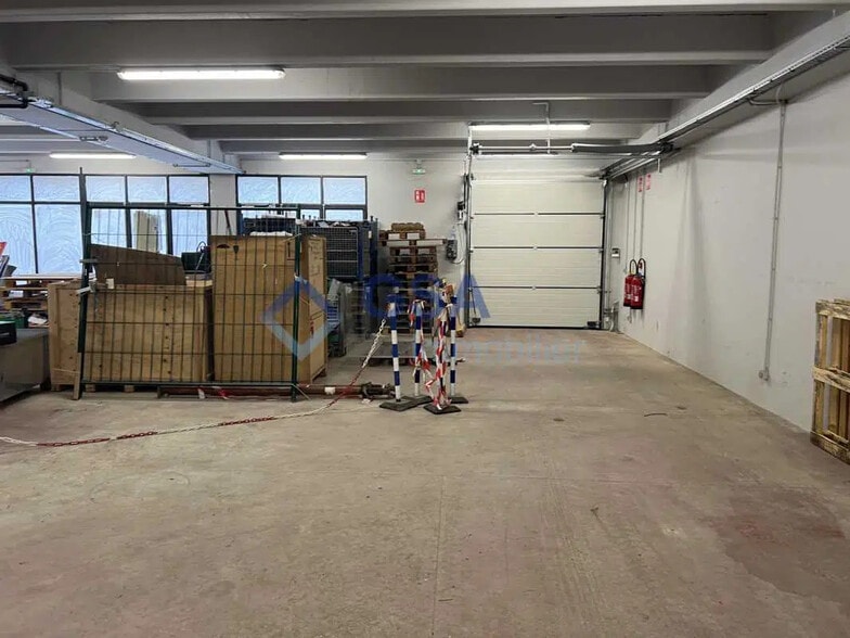 Flex in Palaiseau for lease - Building Photo - Image 2 of 6