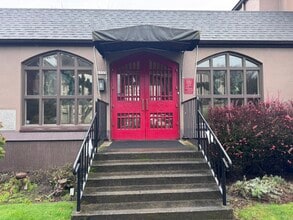 1519-1535 NE 17th Ave, Portland, OR for lease Interior Photo- Image 2 of 11