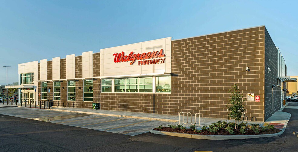 650 S Main St, King, NC à vendre - Photo du bâtiment - Image 1 de 2