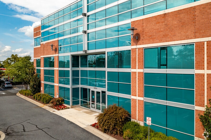 19785 Crystal Rock Dr, Germantown, MD for lease - Building Photo - Image 3 of 19