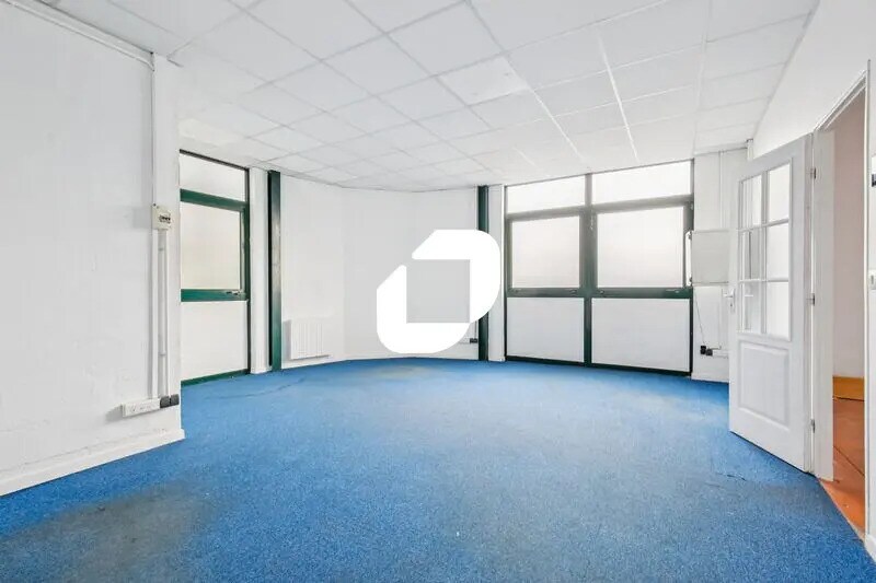 Bureau dans Villepinte à louer - Photo du bâtiment - Image 3 de 10