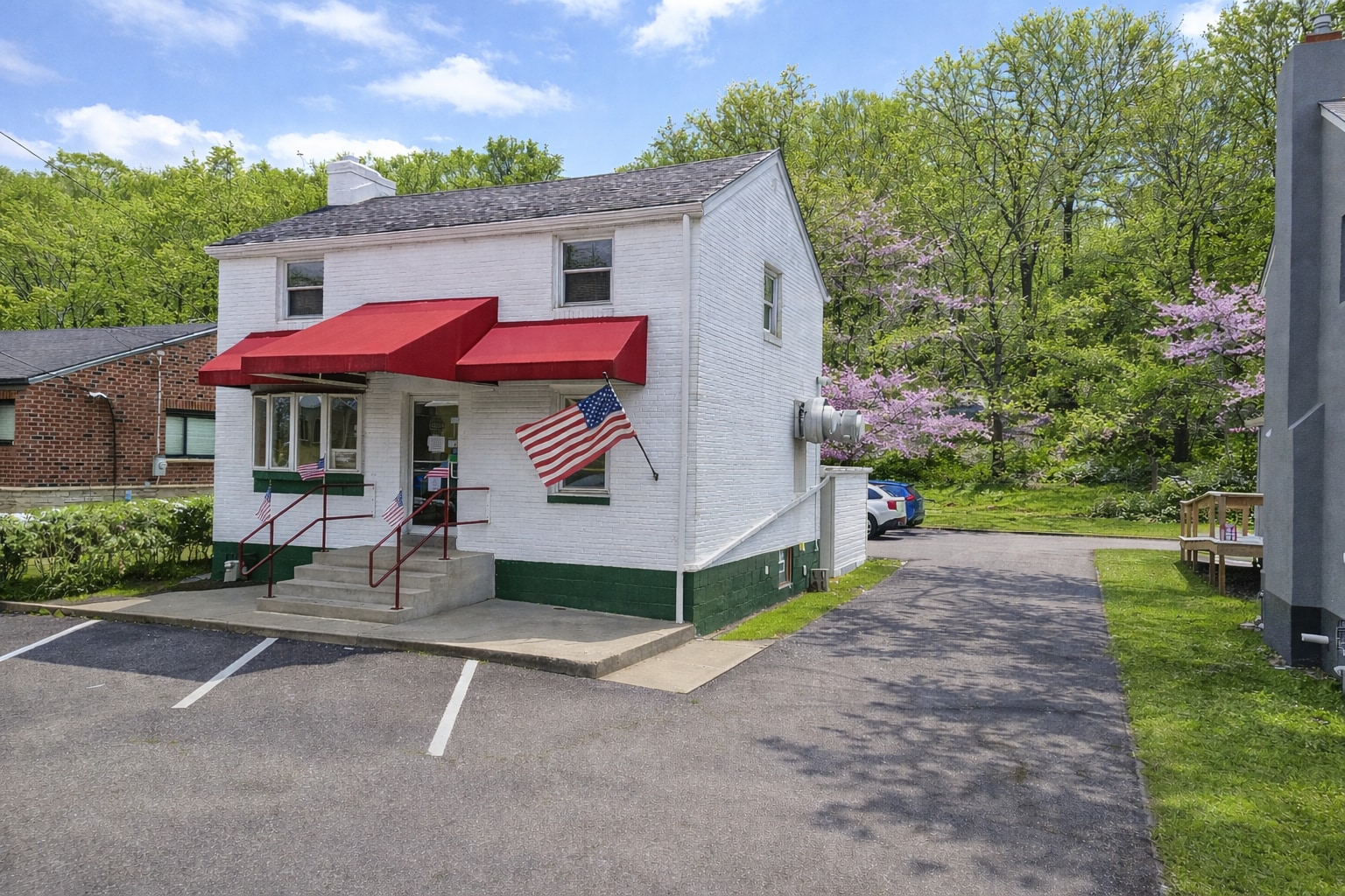 3286 Babcock Blvd, Pittsburgh, PA for sale Primary Photo- Image 1 of 33