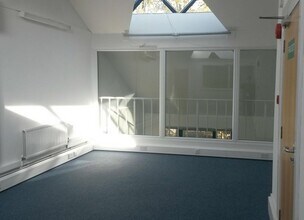 167-169 London Rd, Kingston Upon Thames à louer Photo intérieure- Image 1 de 2