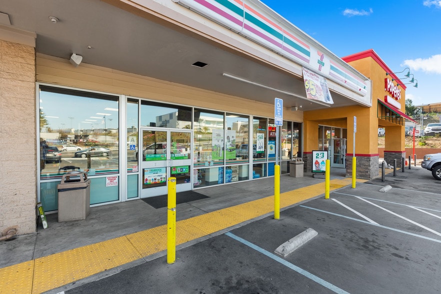 3295 Palm Ave, San Diego, CA à louer - Autre - Image 2 de 9