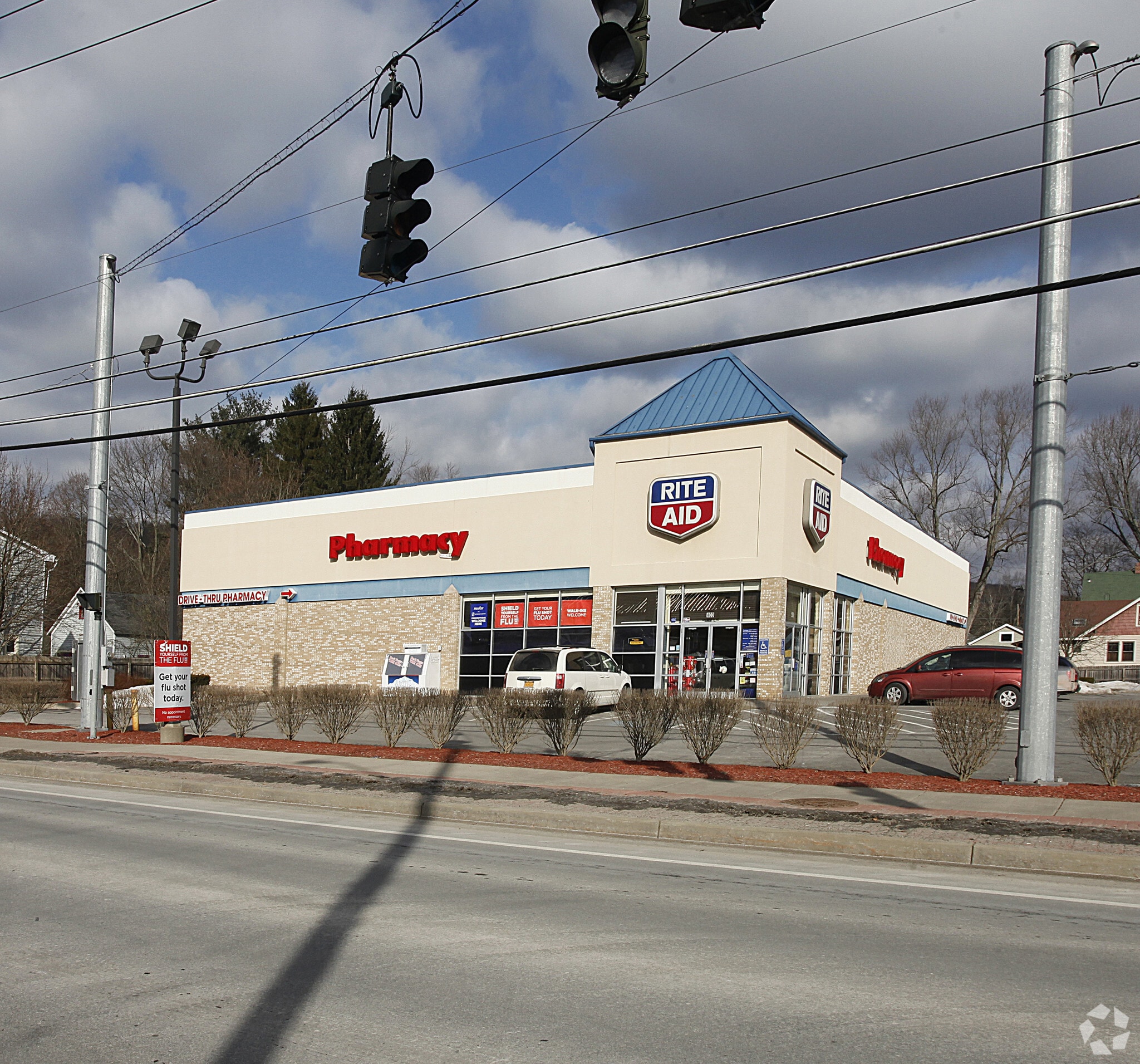 400 Chestnut St, Oneonta, NY for lease Primary Photo- Image 1 of 3