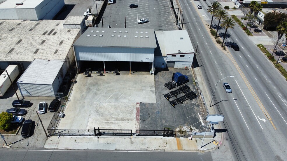 1600 W Anaheim St, Long Beach, CA for lease - Primary Photo - Image 1 of 1