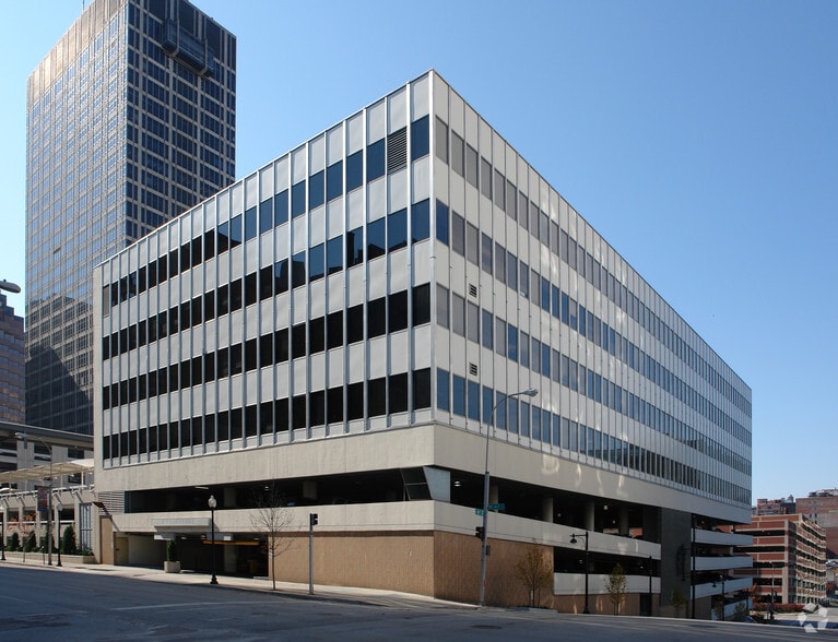 811 Main St, Kansas City, MO à vendre - Photo principale - Image 1 de 3