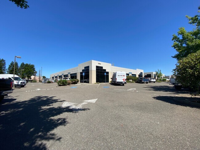 More details for 5793 Skylane Blvd, Windsor, CA - Industrial for Sale