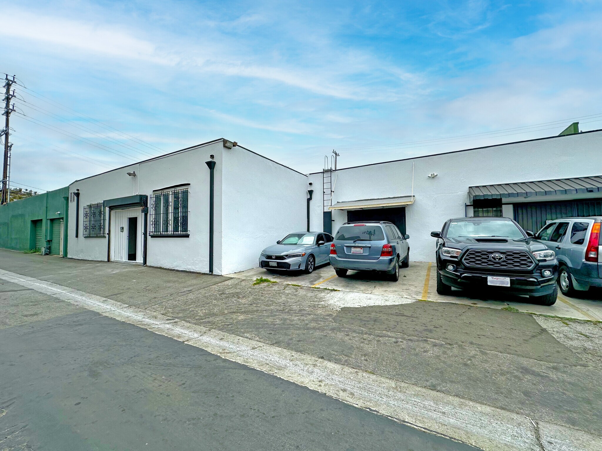 2209 Barry Ave, Los Angeles, CA for sale Primary Photo- Image 1 of 1