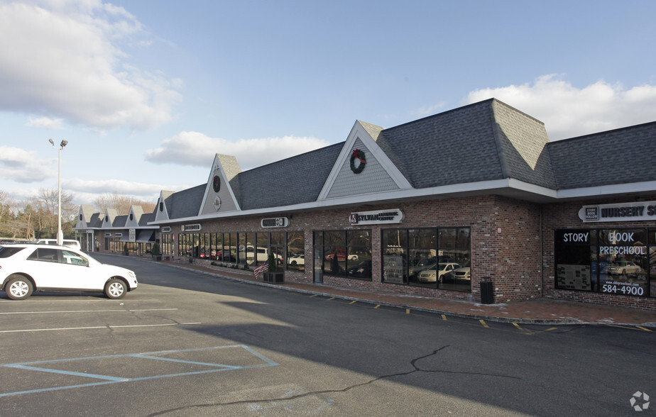 556 Route 25A, Saint James, NY for lease - Building Photo - Image 2 of 8