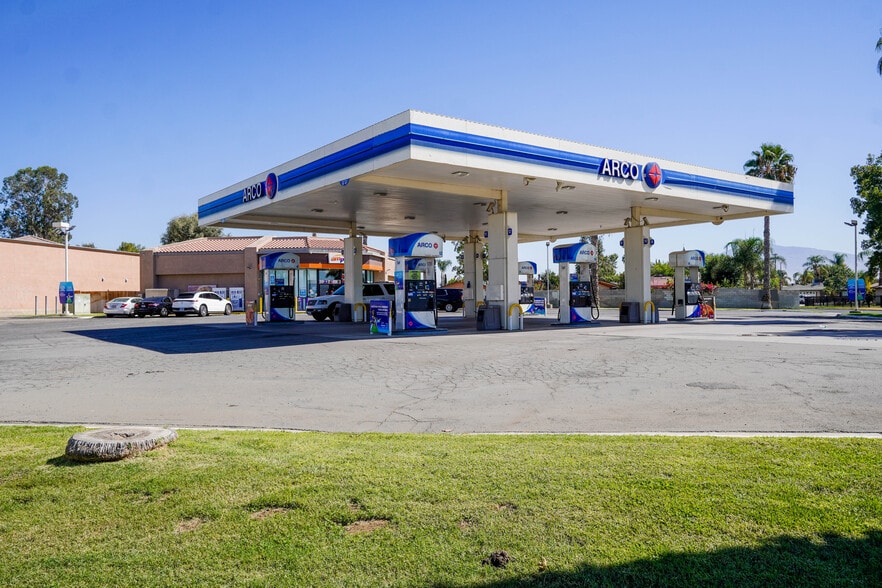 8116 Lamont St, Lamont, CA for sale - Building Photo - Image 3 of 8