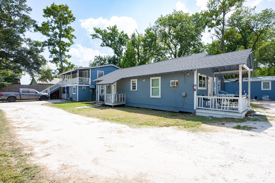 2232 Maurine St, Houston, TX for sale - Building Photo - Image 2 of 6