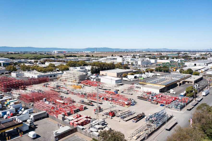 10645 Bigge St, San Leandro, CA à louer - Photo du bâtiment - Image 1 de 2