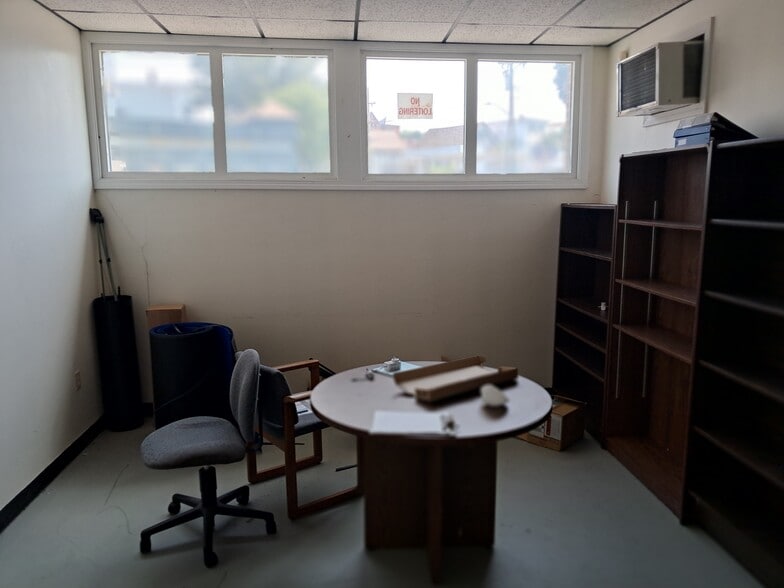 418 Bridge St, Lowell, MA for sale - Building Photo - Image 3 of 8