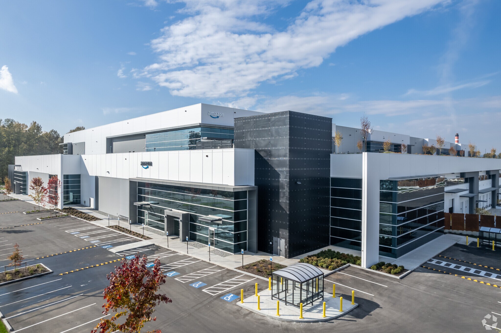 8351 Fraser Reach Crt, Burnaby, BC for sale Primary Photo- Image 1 of 1