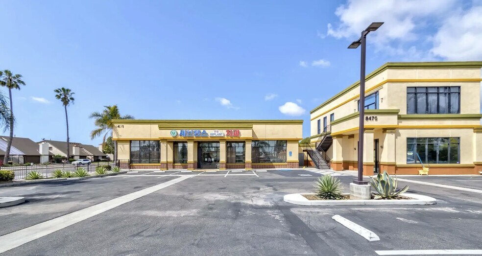 8471 Garden Grove Blvd, Garden Grove, CA à vendre - Photo du bâtiment - Image 2 de 23