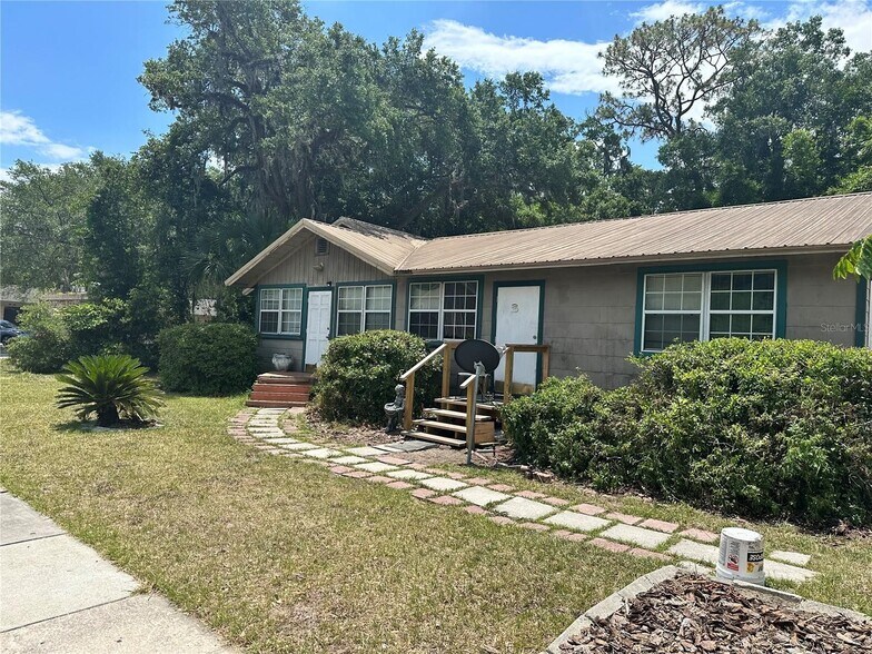 919 NW 23rd Ave, Gainesville, FL à vendre - Photo du bâtiment - Image 2 de 9