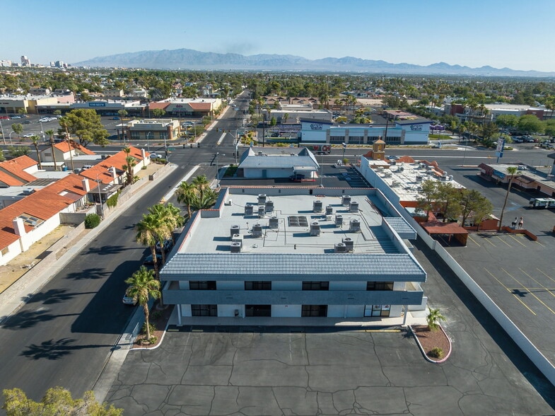 3340 Topaz St, Las Vegas, NV for sale - Primary Photo - Image 1 of 95