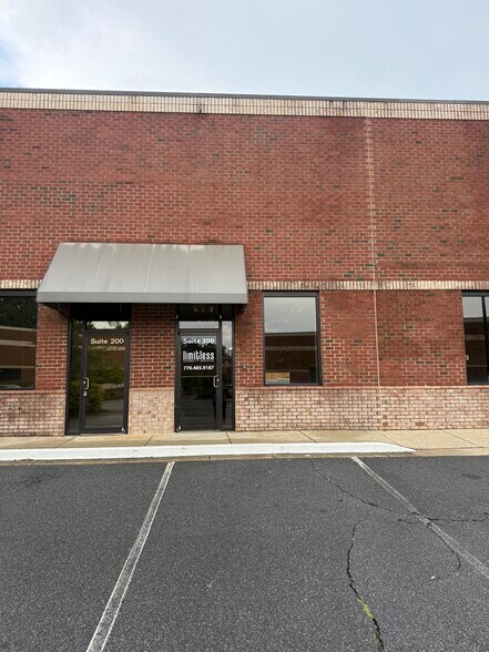 120 Arnold Mill Park, Woodstock, GA à louer - Photo du bâtiment - Image 2 de 18