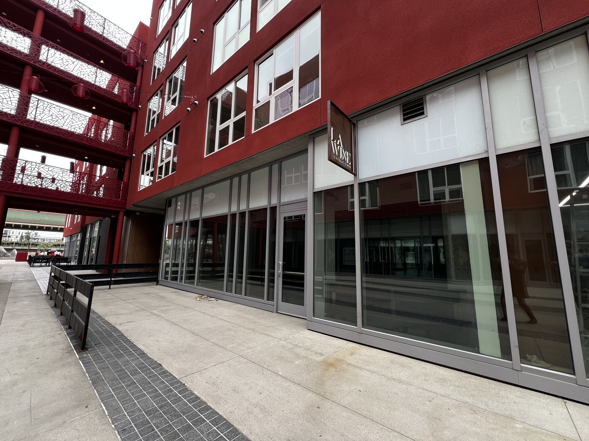 900 N Broadway, Los Angeles, CA for lease Building Photo- Image 1 of 8