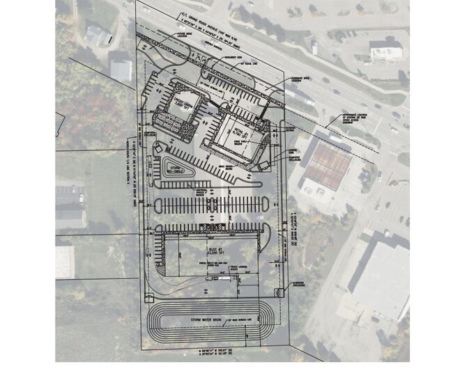 Plus de détails pour 3600 E Grand River Ave, Howell, MI - Commerce de détail à louer