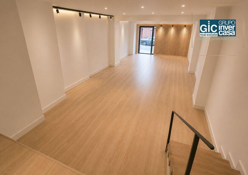 Retail in L'Alcúdia for sale - Interior Photo - Image 1 of 12