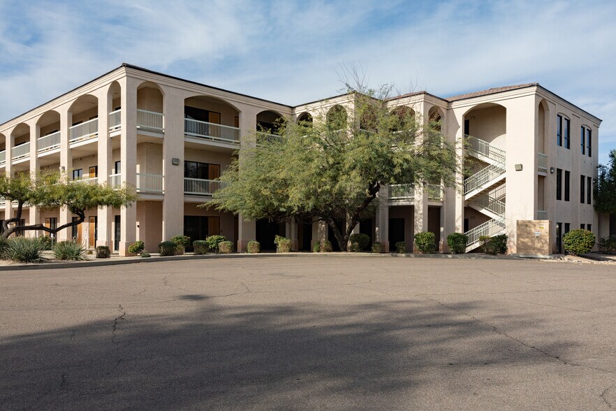2550 N Thunderbird Cir, Mesa, AZ for sale - Building Photo - Image 3 of 35