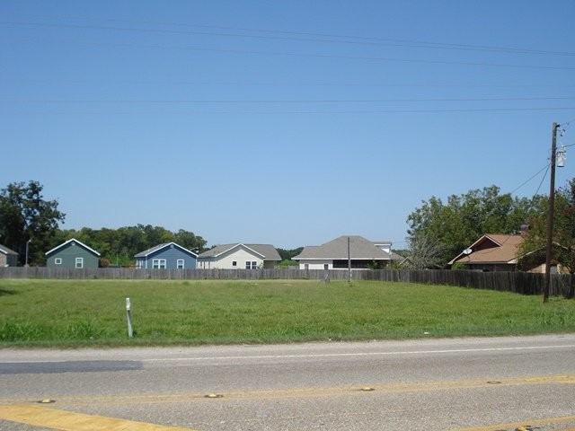 2005 Carmel Dr, Lafayette, LA à vendre - Photo du bâtiment - Image 1 de 1