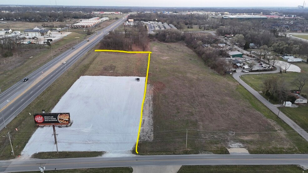 1201 S West Bypass, Springfield, MO à vendre - Photo du bâtiment - Image 2 de 3