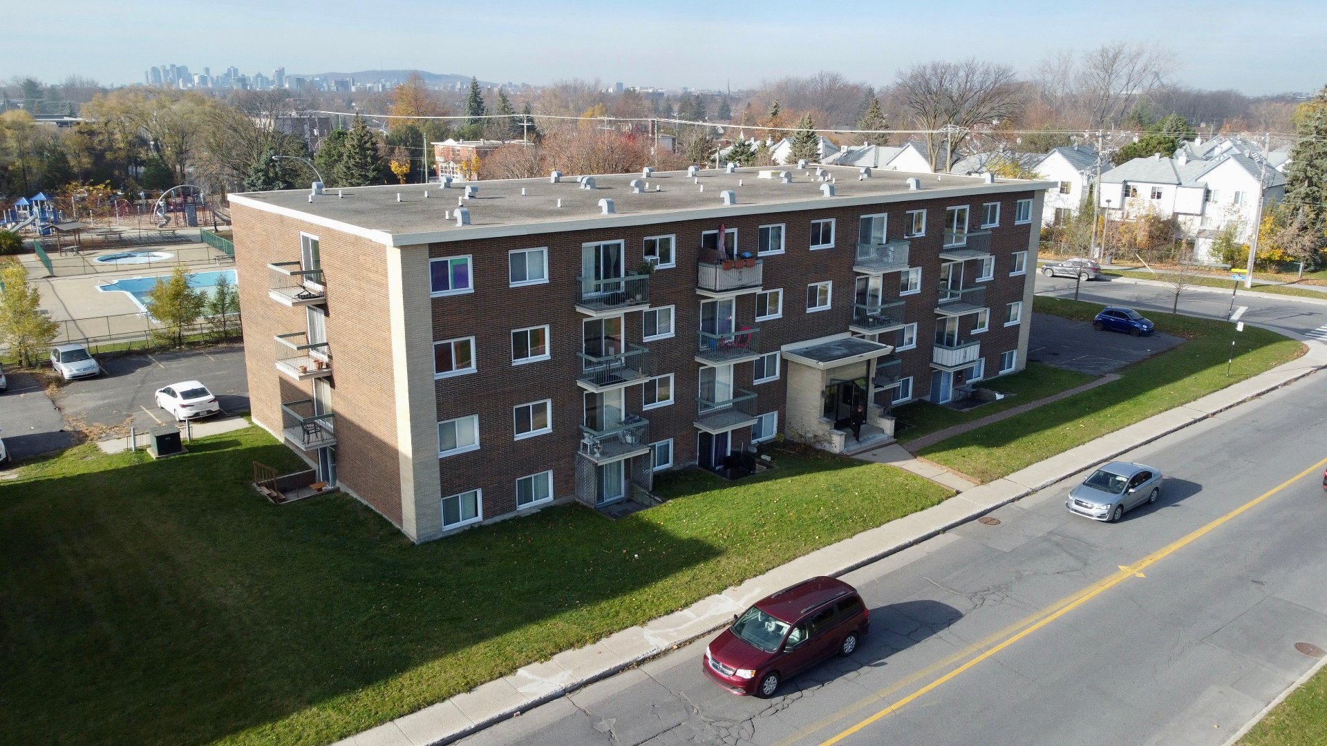 1880 Rue Adoncour, Longueuil, QC à vendre Photo principale- Image 1 de 1