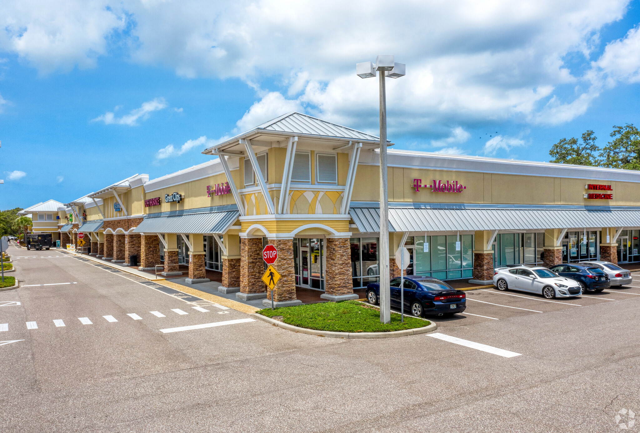 902 Curlew Rd, Dunedin, FL for lease Building Photo- Image 1 of 2