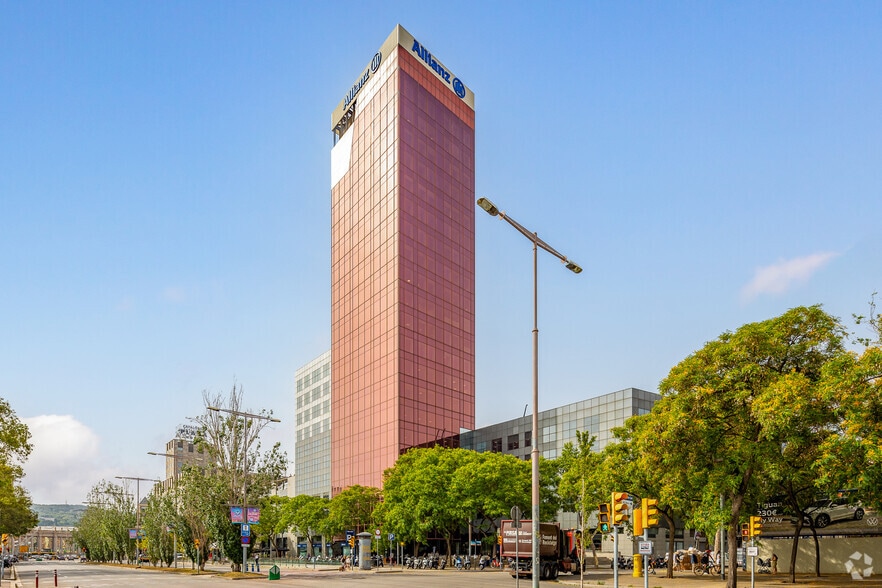 Carrer de Tarragona, 103, Barcelona, Barcelona for lease - Building Photo - Image 1 of 23