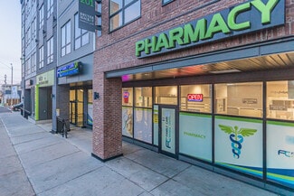 Plus de détails pour 11611 107th Ave NW, Edmonton, AB - Bureau/Commerce de détail à louer