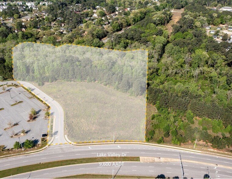 Lake Valley Rd, Fayetteville, NC à vendre - Photo du bâtiment - Image 3 de 10