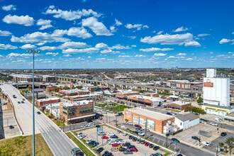 1114 Elm St, Carrollton, TX - Aerial map view