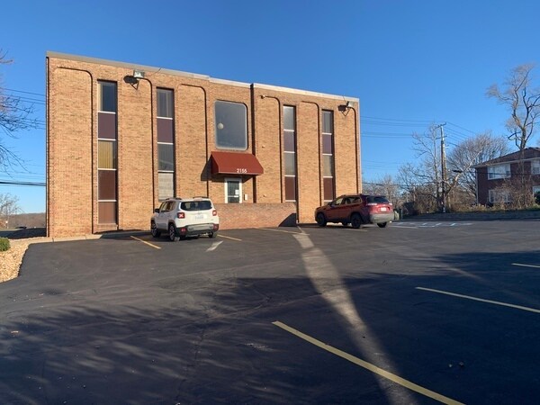Plus de détails pour 2155 Jackson Ave, Ann Arbor, MI - Bureau à louer